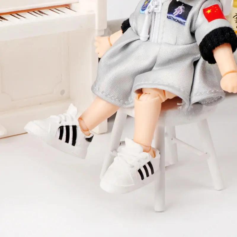 Outdoor Clothes: Sports Shoes (Nendoriod Doll) MyHobbyQ8