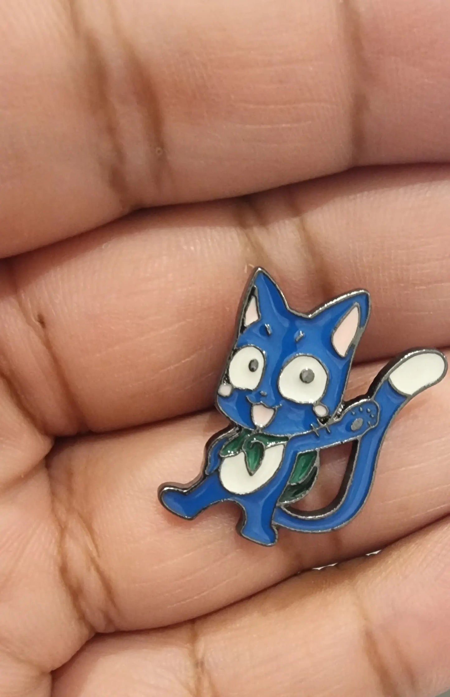 Fairy Tail Pin: Happy MyHobbyQ8